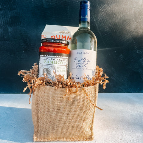 White Wine & Pasta Gift Basket