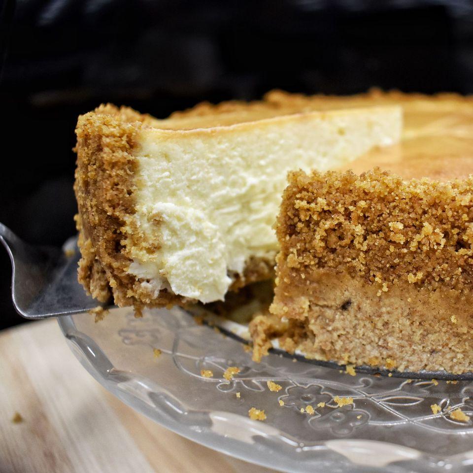 Homemade Vanilla Cheesecake